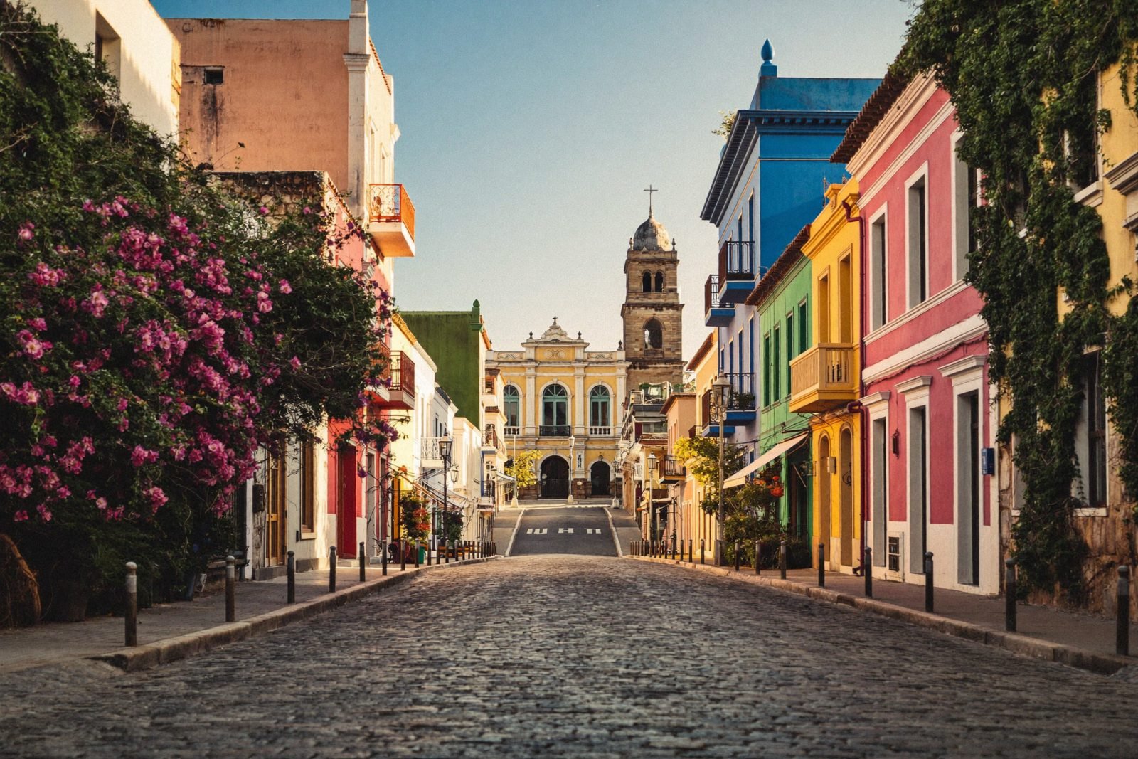 Moving to Puerto Vallarta: A Practical Relocation Guide