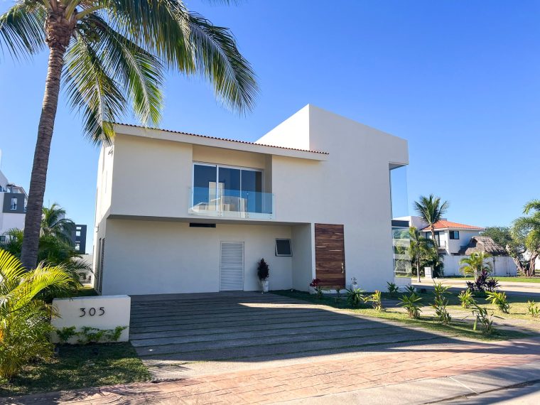 Casa Cedros 305